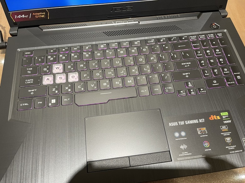 Asus TUF Gaming A17 (FA706NF)開箱