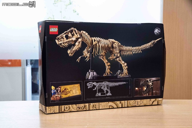 【樂高開箱】LEGO 76968 侏羅紀公園之暴龍化石登場，長度達一公尺的擬真震撼！