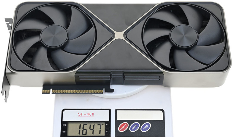 動爪玩NVIDIA GEFORCE RTX 5080 FE-開箱篇