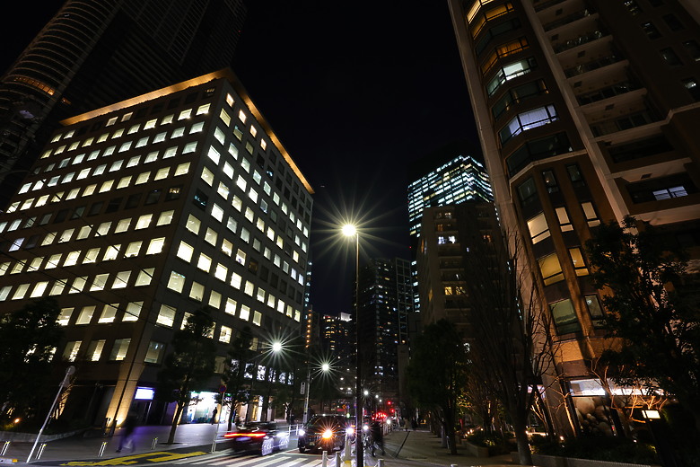 Canon RF 16-28mm f/2.8 IS STM 評測報告｜平民超廣角鏡皇、輕巧可靠且超值！