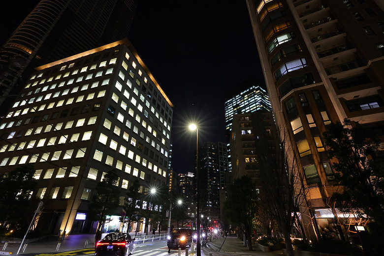 Canon RF 16-28mm f/2.8 IS STM 評測報告｜平民超廣角鏡皇、輕巧可靠且超值！