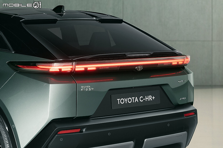 【海外新訊】Toyota推出全新純電休旅C-HR+,具備前驅四驅與兩種電池大小、最大續航來到600公里!