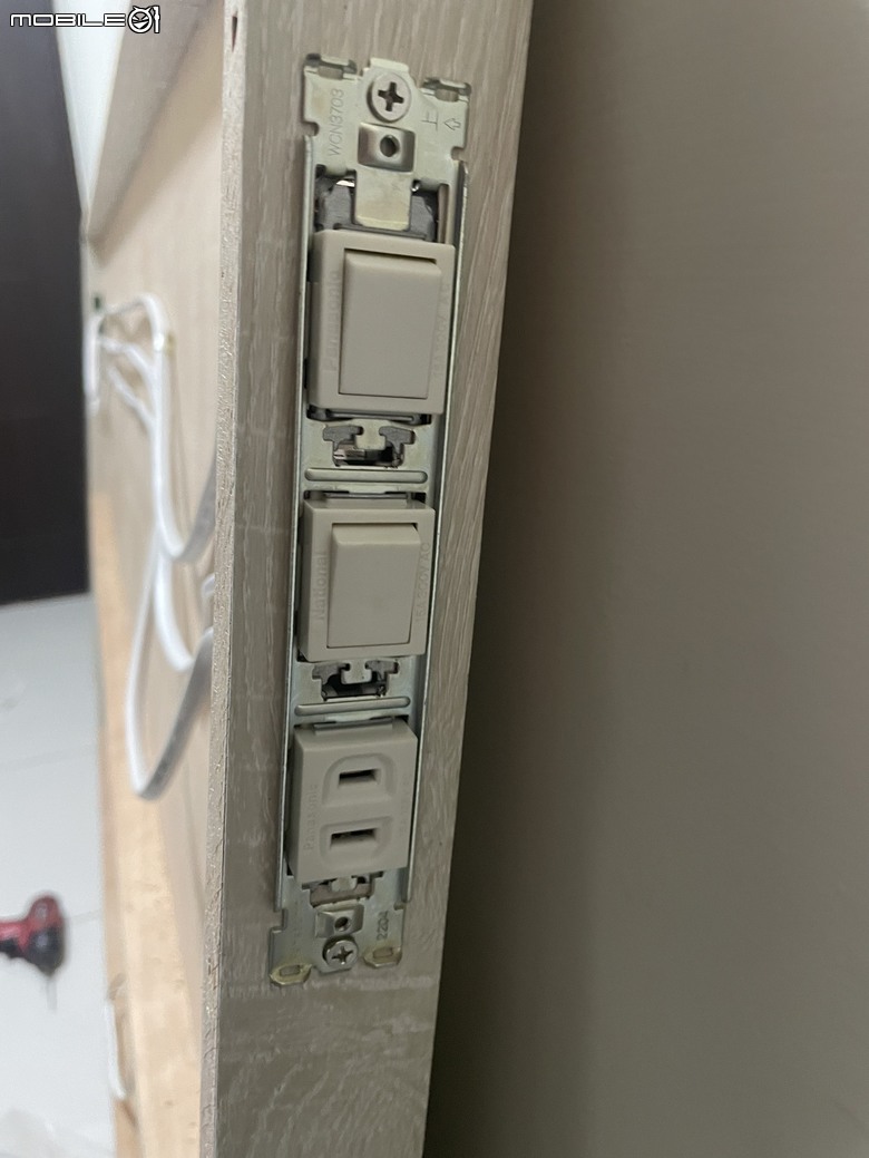 兩房無裝潢，省錢DIY入住兩年歷程分享