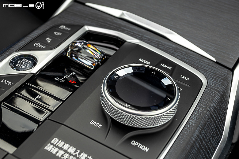BMW 330i Touring M Sport 試駕|帥勁有型邁入進階人生!
