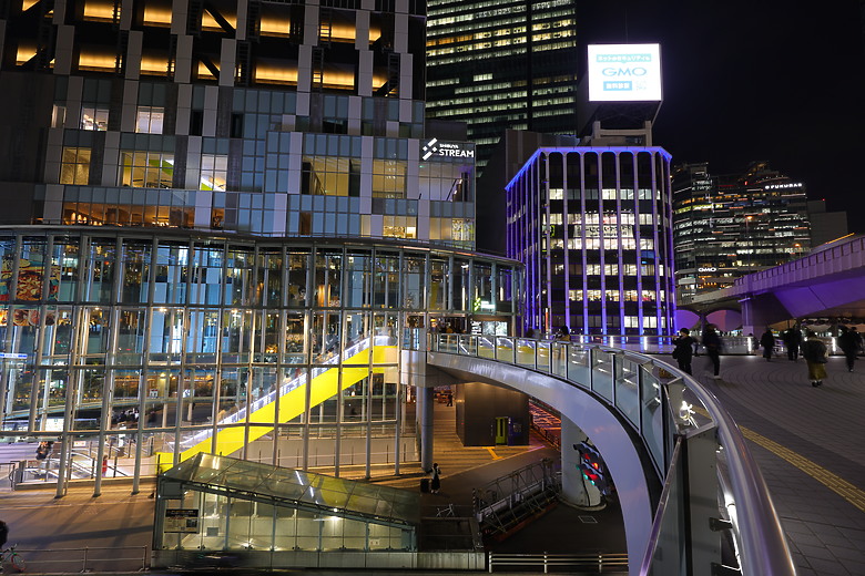 Canon RF 16-28mm f/2.8 IS STM 評測報告｜平民超廣角鏡皇、輕巧可靠且超值！