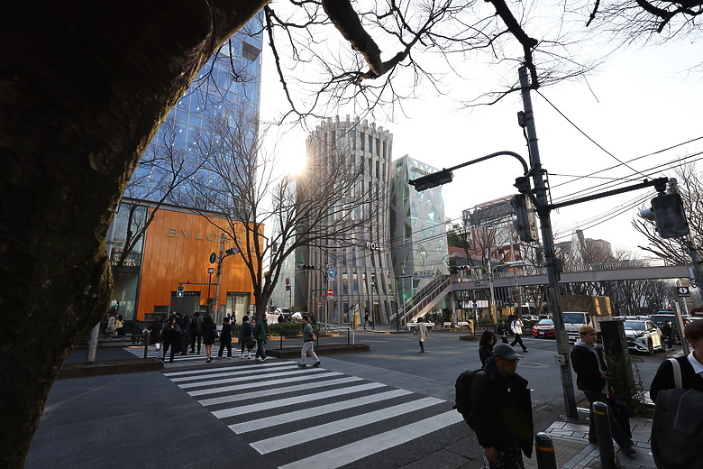 Canon RF 16-28mm f/2.8 IS STM 評測報告｜平民超廣角鏡皇、輕巧可靠且超值！