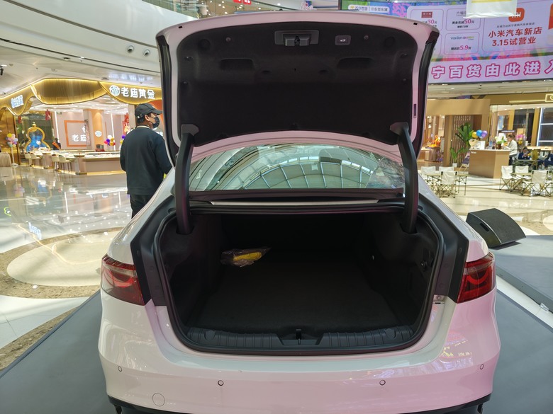 賞車賞到對岸去之好久不見的 – Jaguar XFL P300 AWD