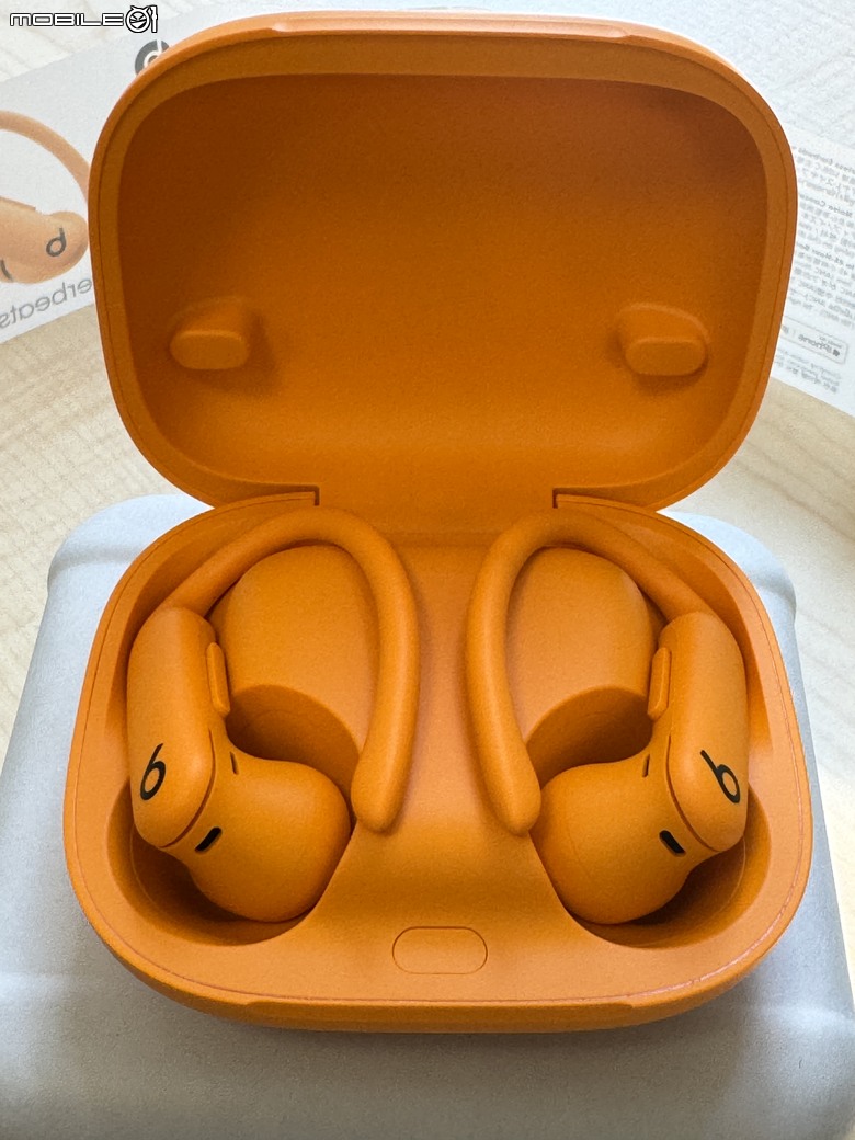 Powerbeats Pro 2 簡單開箱 (應該叫 開盒)