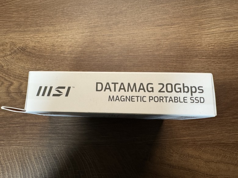 MSI DATAMAG 20 Gbps SSD 行動硬碟開箱介紹