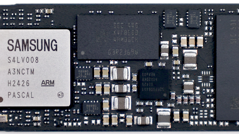 PCIe Gen4 x4 的天花板！Samsung 990 PRO