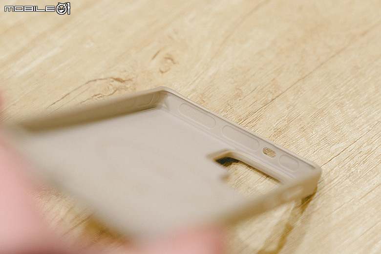 Samsung S25 Ultra 必買手機殼開箱 – TORRAS Galaxy S25 保護貼、鏡頭貼