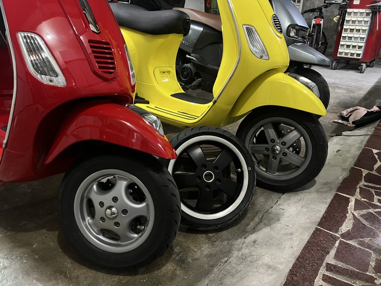 Vespa S 更換ET8 10吋鋁圈 & GTS 300 12吋鋁圈