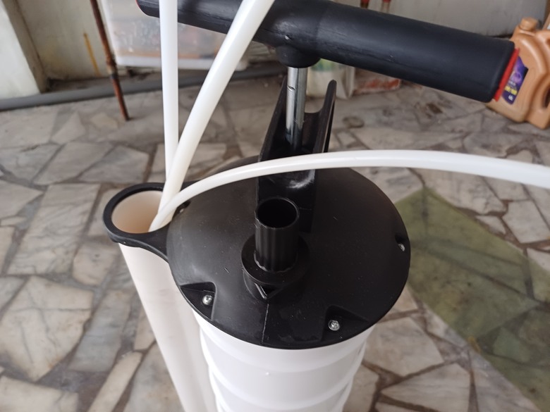 自助手動換機油神器開箱文