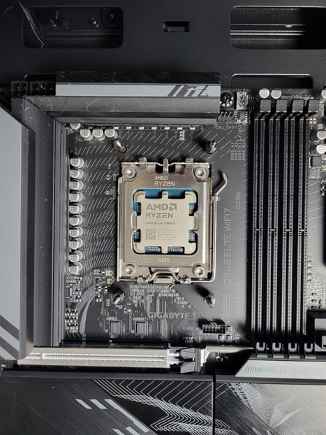 性價比三箭頭！ 開箱大飛darkFlash的DF4100+DN360D+PMT850W