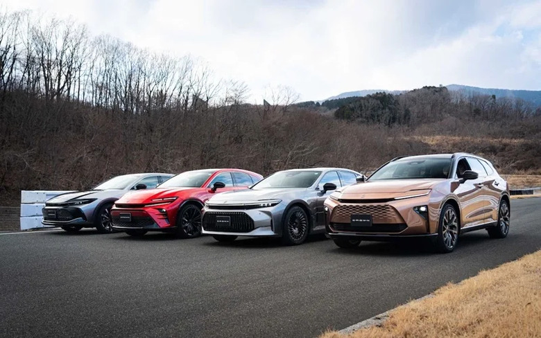 Toyota推出全新日規Crown Estate 擁有專屬野餐配備!