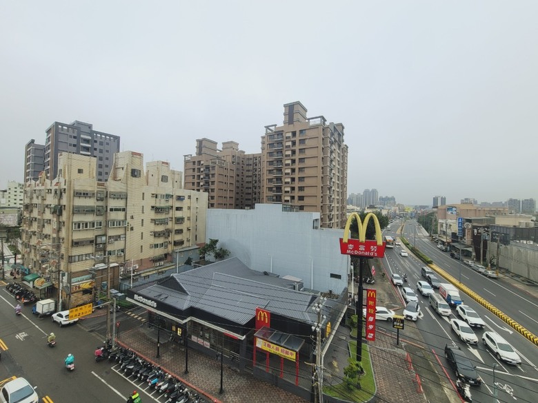 [竹北西區]中華路有陽台衛浴開窗之美套房