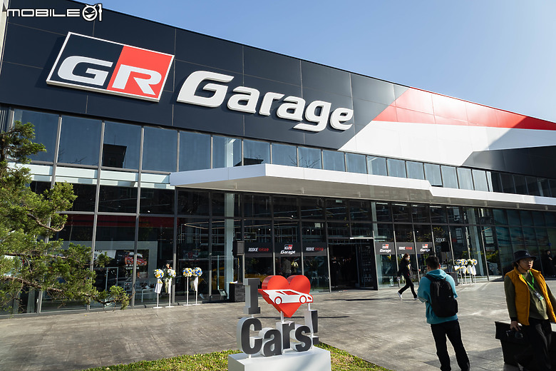 【採訪】豐田章男驚喜現身！GR Garage正式開幕，提供豐富GR部品販售與改裝，成為Rookie Racing首個海外合作據點！