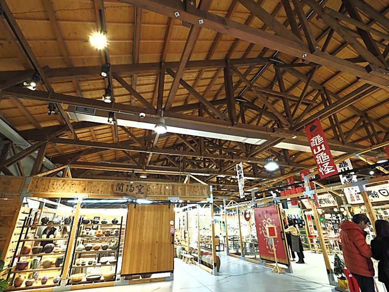 湯圍溝溫泉公園、麒麟酒店、成功國小舊禮堂與校長宿舍(moku旅人書店)、聖母醫院耶穌聖心堂、勉民堂、羅東中山公園、中興文化創意園區 — 礁溪溫泉旅館與羅東一日遊