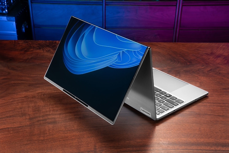 Lenovo 揭「可外折螢幕筆電」ThinkBook Flip，持續探索大螢幕筆電可能性！