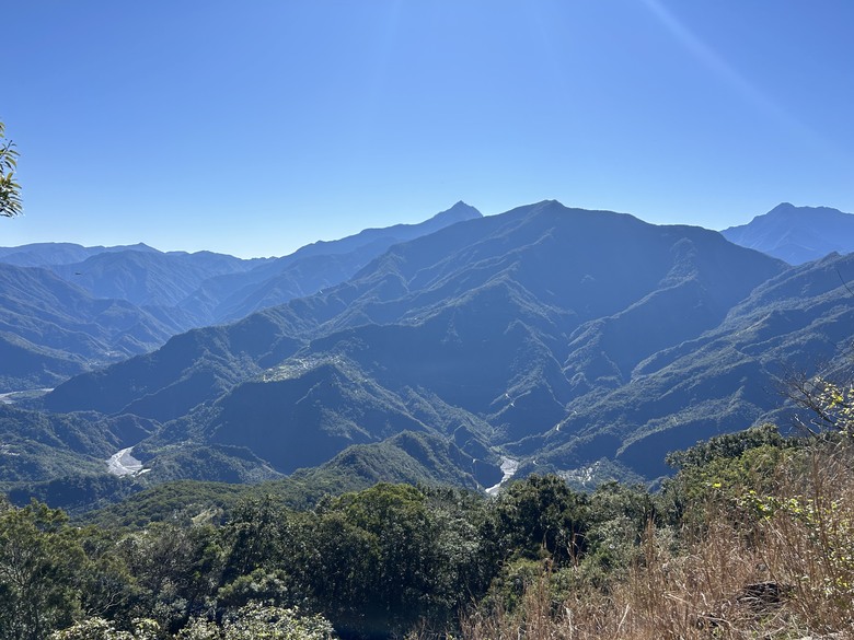 登德文觀望山尋找「吊人樹」之旅