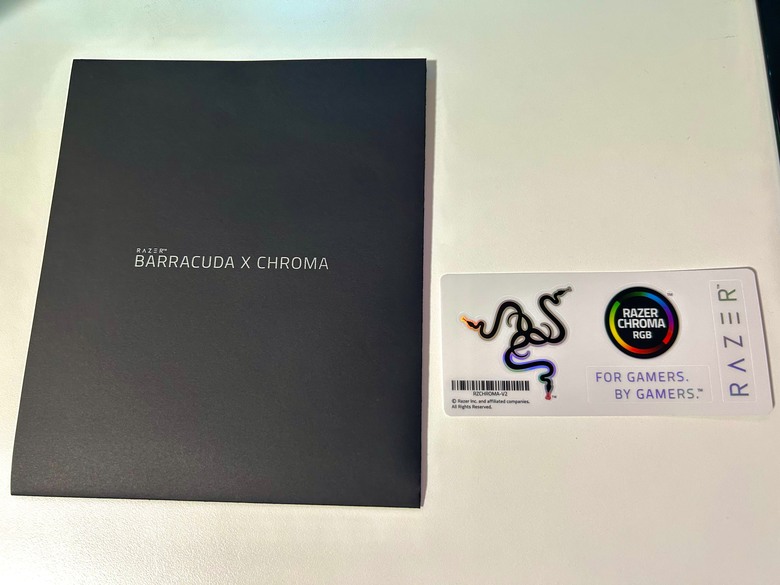 點我看大圖 【心得】Razer Barracuda X Chroma無線RGB遊戲耳麥開箱 70小時續航力+幻彩RGB效果 還支援多平台切換 超高顏值的雷蛇信仰電競耳機!!
