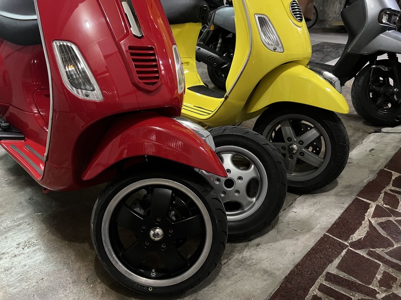 Vespa S 更換ET8 10吋鋁圈 & GTS 300 12吋鋁圈