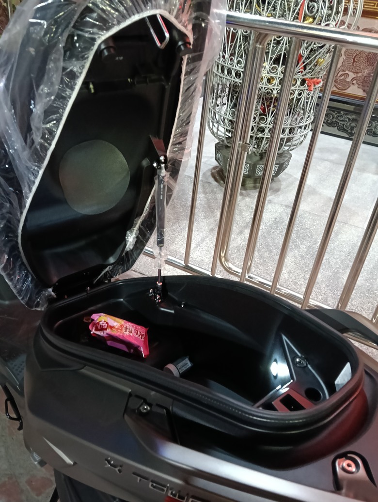 終於交車了....
