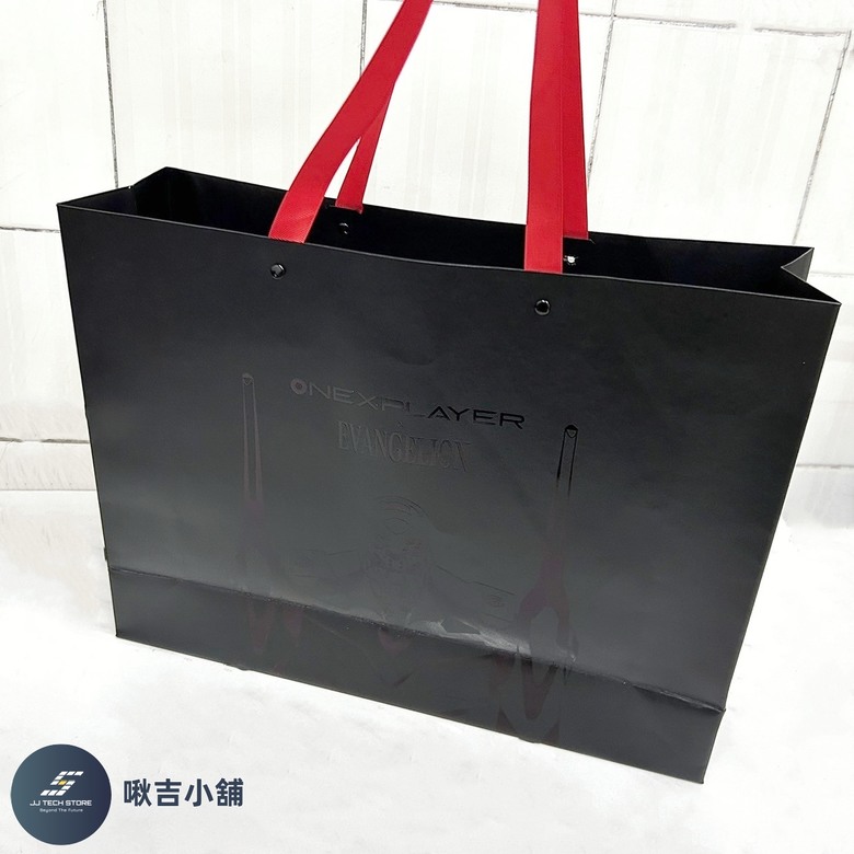 點我看大圖 開箱&分享 OnexPlayer壹號本 OneXGPU 2代EVA聯名款與一般款 🖥️(全實拍及開箱影片)