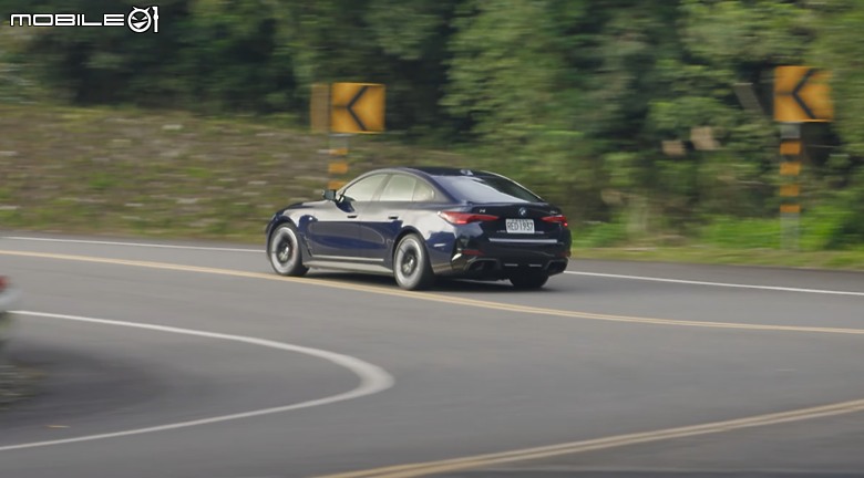 【影音試駕】BMW i4 M50小改款,差點喧賓奪主!