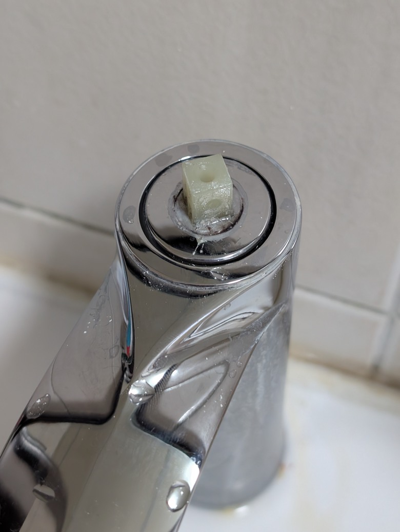 水龍頭軸心更換