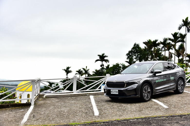 『玩命光頭大叔』與歐系純電車的第一次親密接觸 Skoda Enyaq Coupe 85