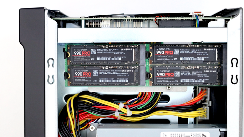 PCIe Gen4 x4 的天花板！Samsung 990 PRO