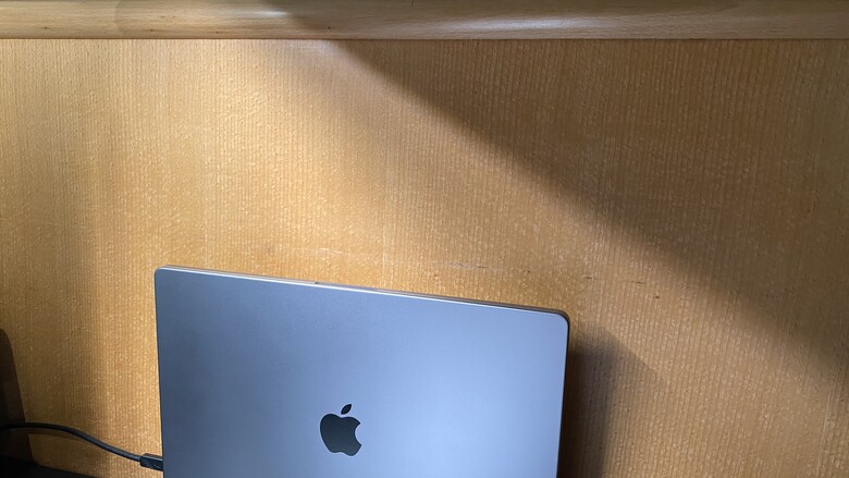 BenQ ScreenBar Halo 2 個人簡單使用心得分享