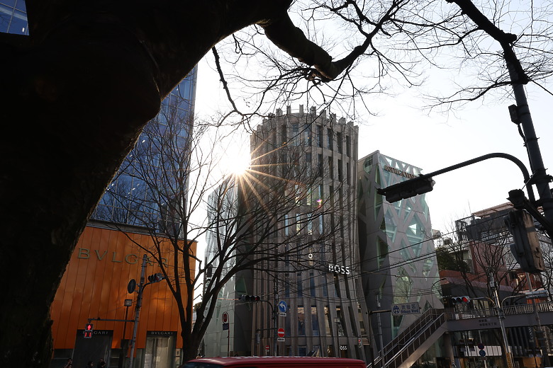 Canon RF 16-28mm f/2.8 IS STM 評測報告｜平民超廣角鏡皇、輕巧可靠且超值！