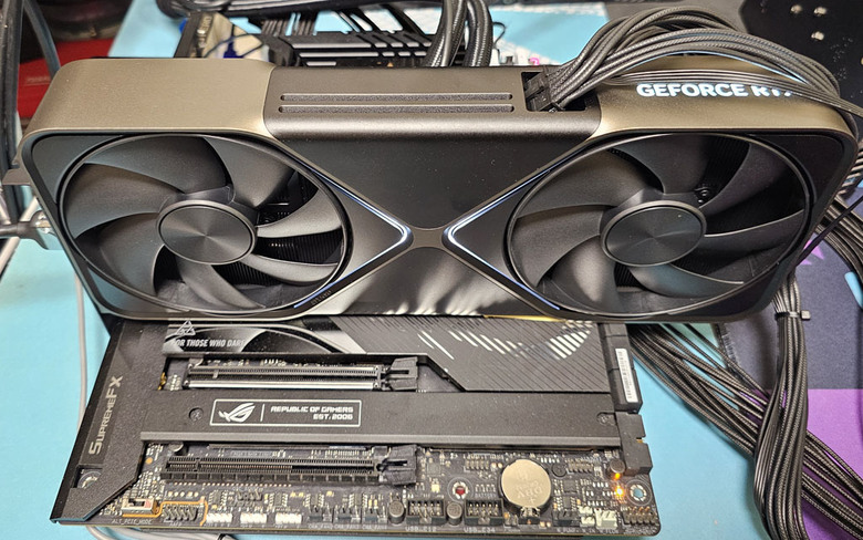 點我看大圖 動爪玩NVIDIA GEFORCE RTX 5080 FE-測試篇