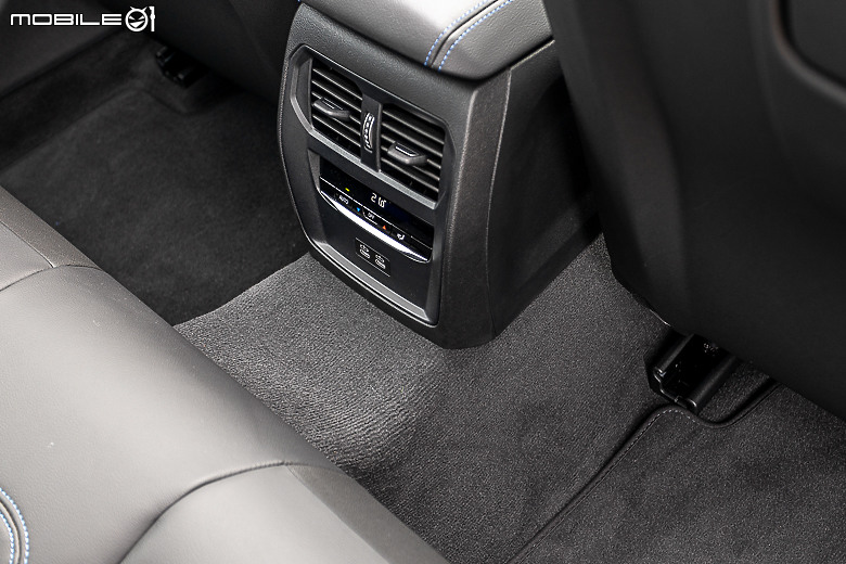 BMW 330i Touring M Sport 試駕｜帥勁有型邁入進階人生！