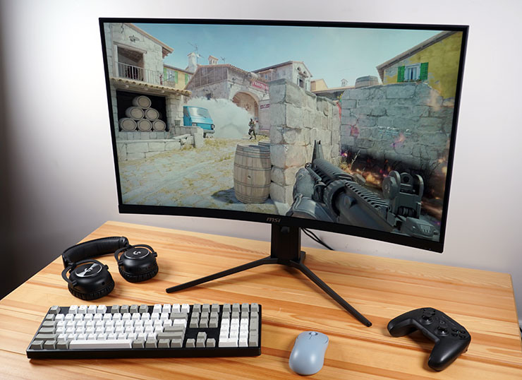 MSI MAG 321CUPDF 曲面電競顯示器開箱：4K 優異畫質、160Hz 高流暢度與曲面沉浸一次滿足，雙模顯示百搭各類遊戲！