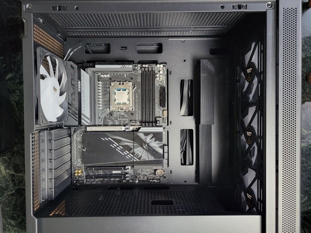 性價比三箭頭！ 開箱大飛darkFlash的DF4100+DN360D+PMT850W