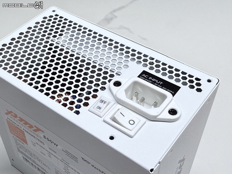 大飛參戰！首款ATX3.1電源 PMT 850