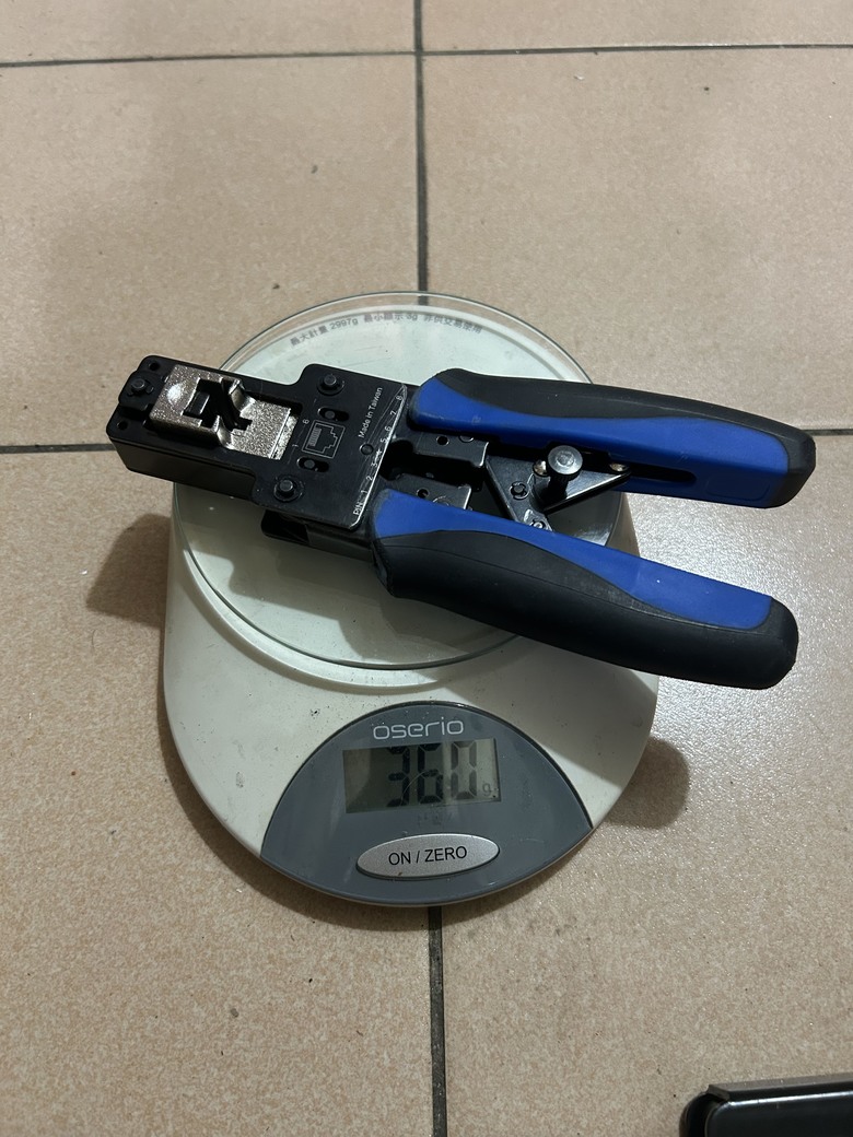 Linkomm穿透式網路鉗改輕量化