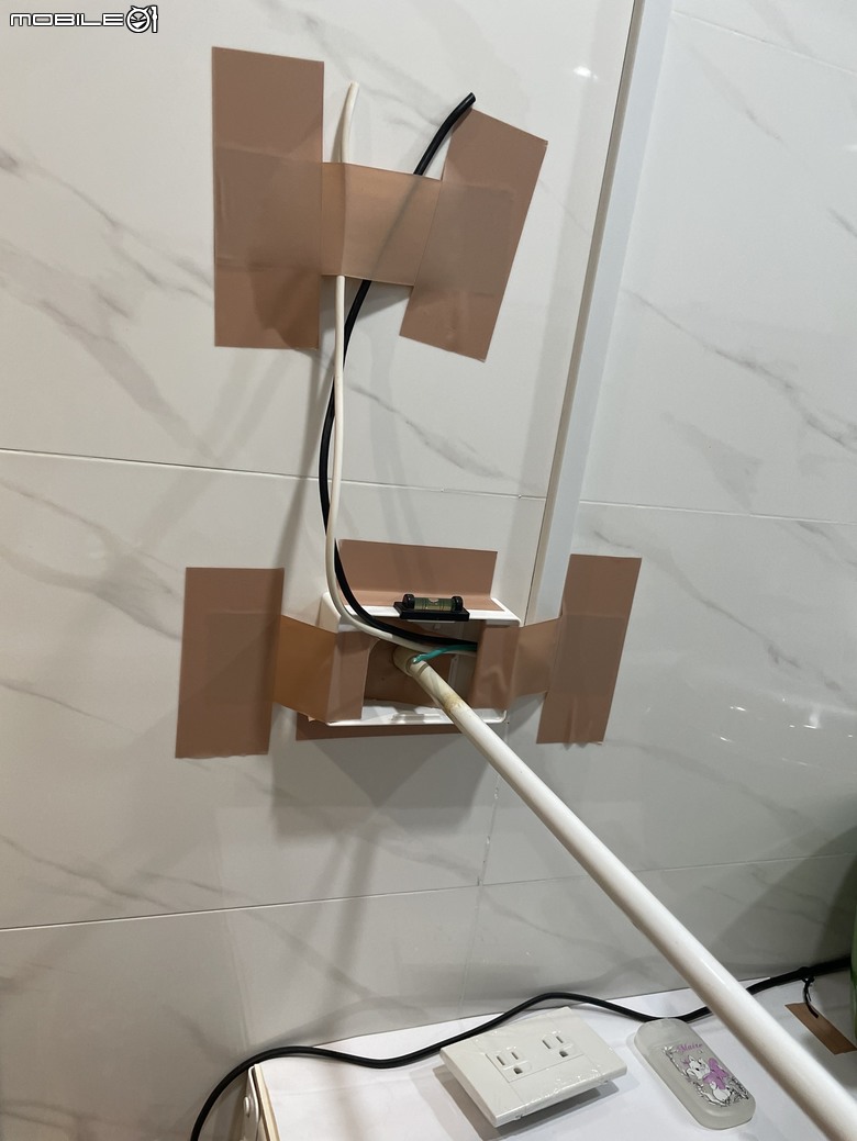 兩房無裝潢，省錢DIY入住兩年歷程分享