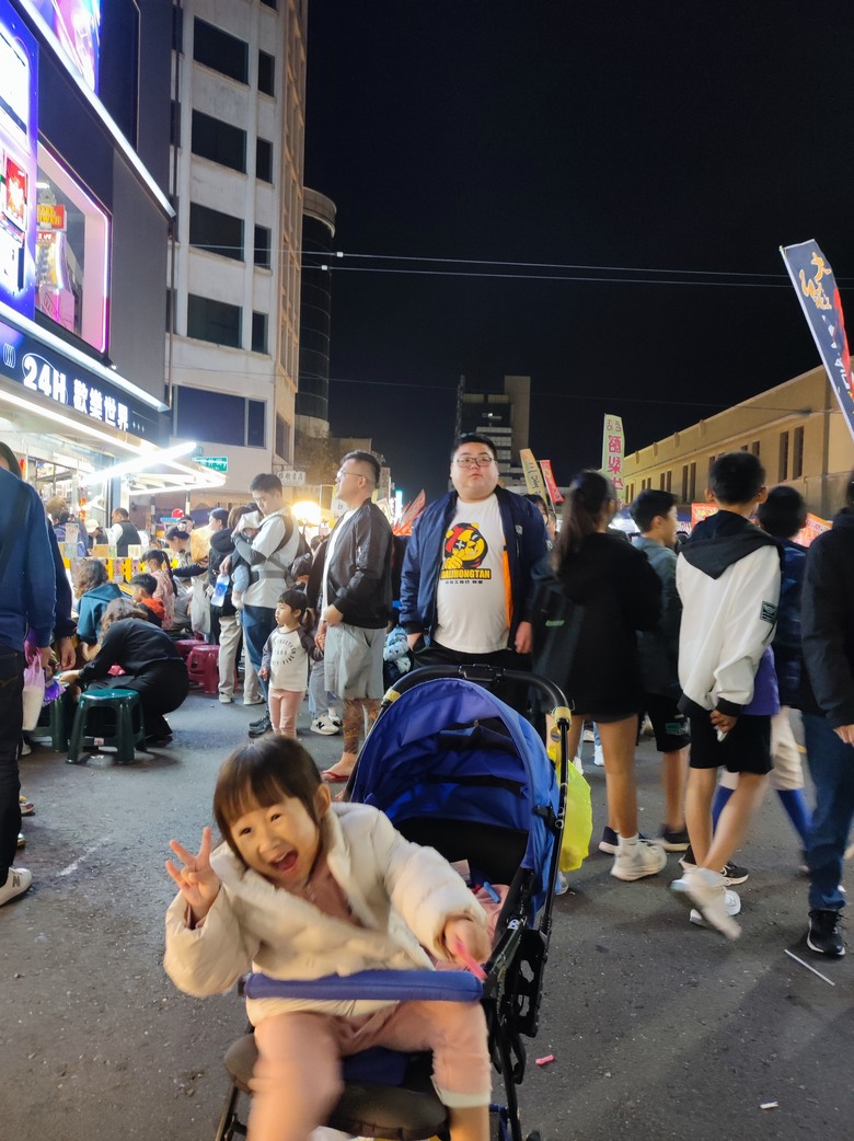 2025年，嘉南，小小孩的騎旅，日不落木棉花道^_^