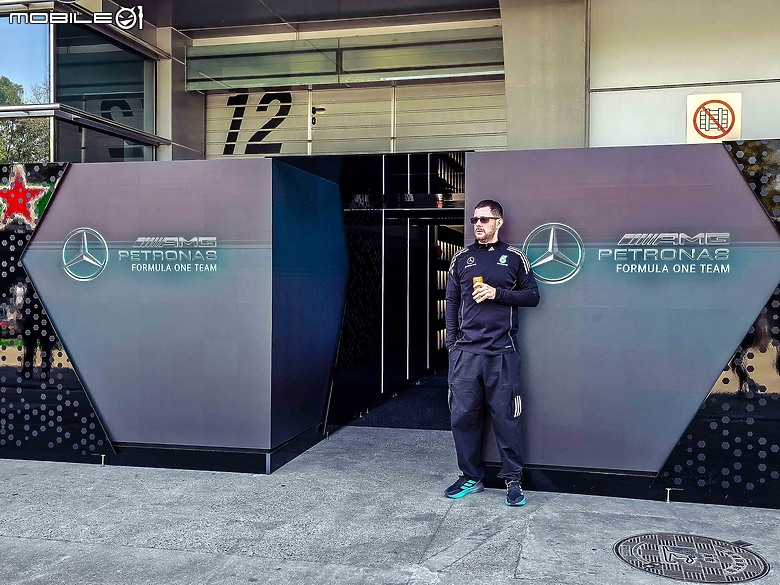領著七千美金的票採訪2025 F1上海站|Pit參訪、車手面對面,來自Mercedes-AMG Paddock Club的豪華觀賽體驗!