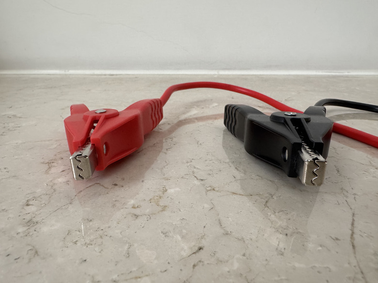 點我看大圖 BCT-500 12V充電+測試一體機開箱 | 車主必備的全方位電池護航者