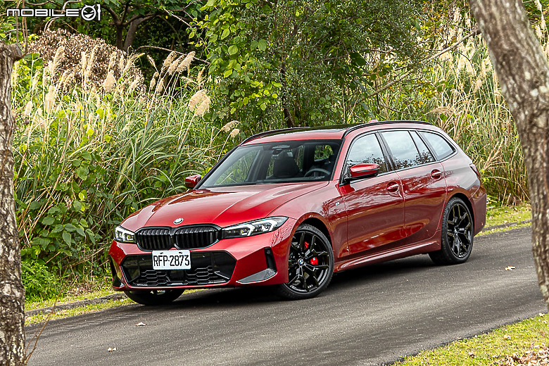 BMW 330i Touring M Sport 試駕|帥勁有型邁入進階人生!