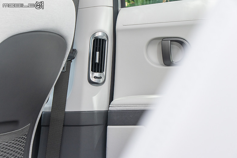 Hyundai Ioniq 5 小改款試駕｜外型出眾無疑，內在、續航更進化！