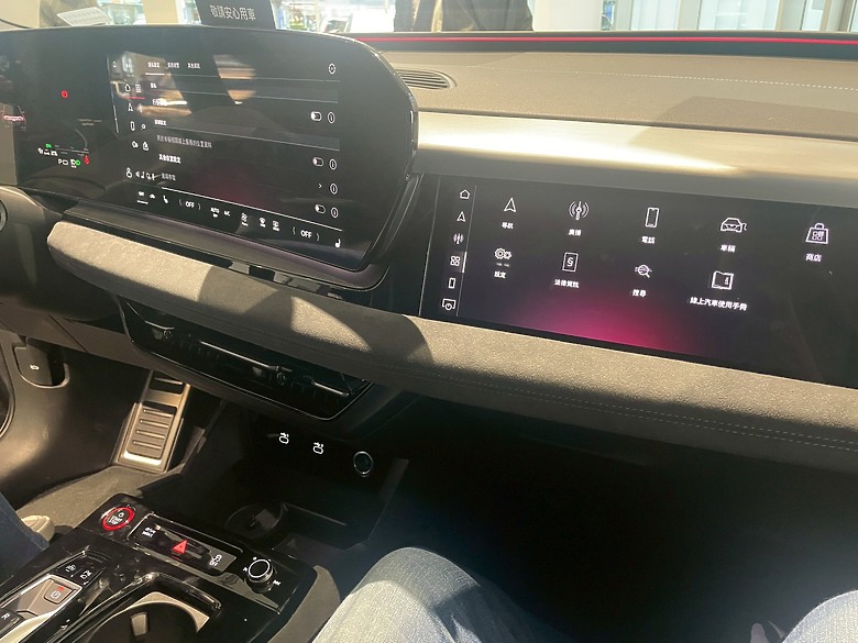 點我看大圖 來聽小蘭姐姐介紹Q6 e-tron