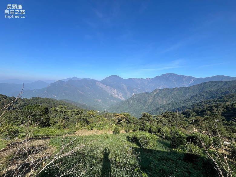 高海拔 群山雲海環繞的露營地，俯瞰百萬風景