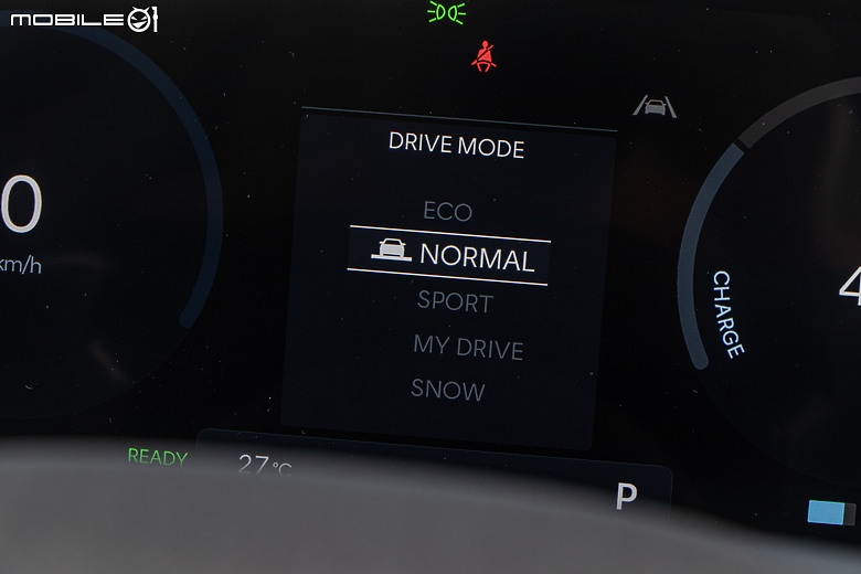 Hyundai Ioniq 5 小改款試駕｜外型出眾無疑，內在、續航更進化！