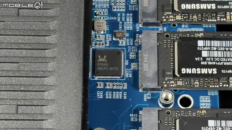 突飛猛進的效能提升。Asustor 華芸 FLASHSTOR 6 GEN2 - FS6806X 6Bay M.2 SSD NAS (全快閃網路儲存伺服器) 開箱測試